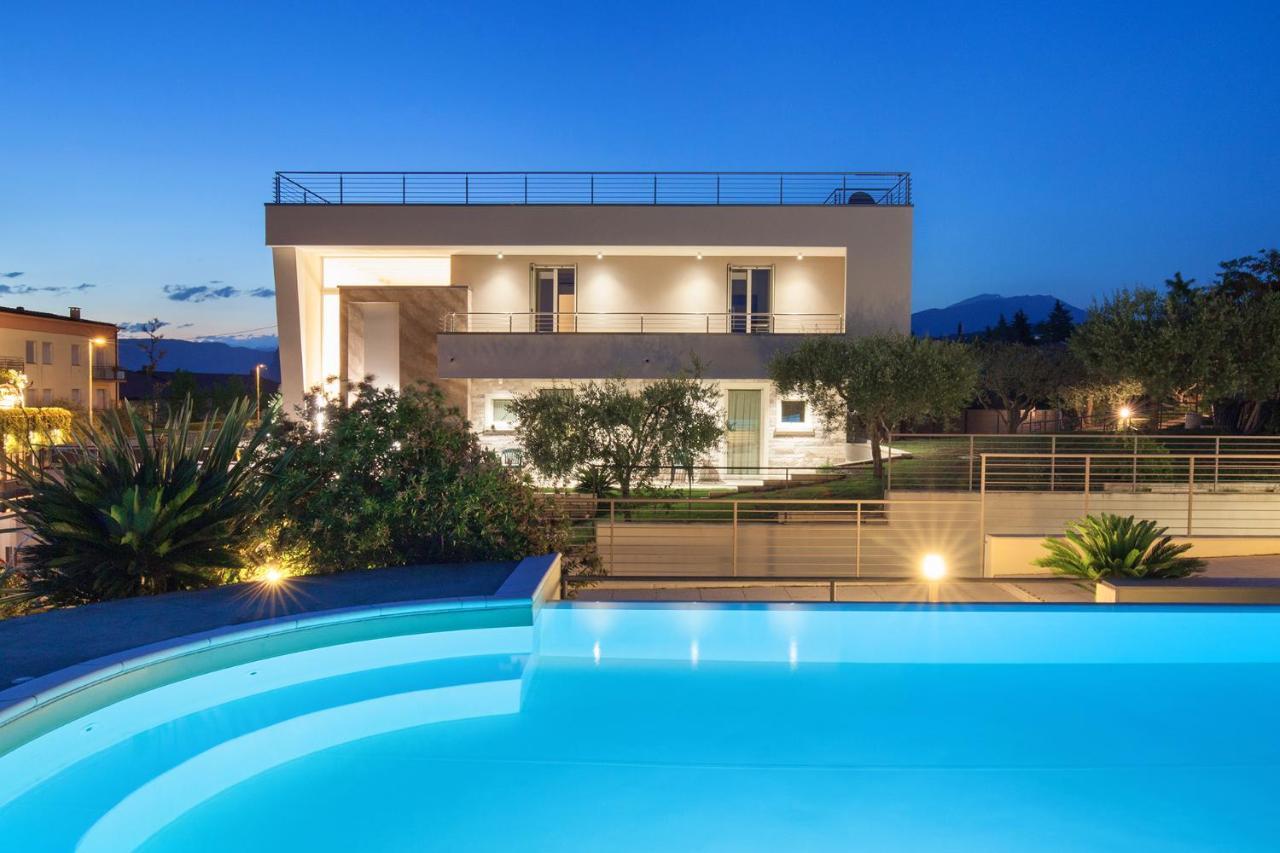 Villa Aurora-Holiday Home APT 1 Bardolino Esterno foto